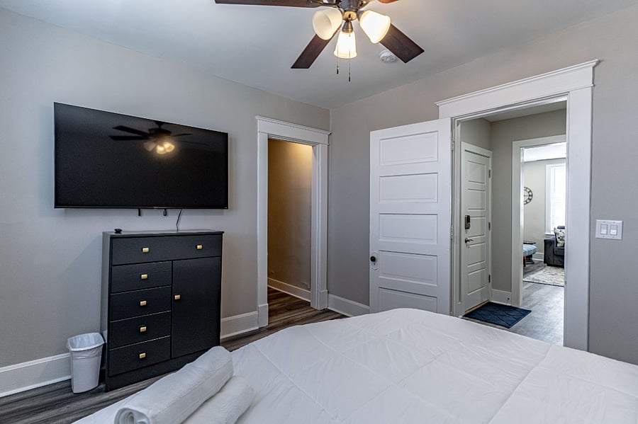 Furnished Finder property 630259_2 photo 21
