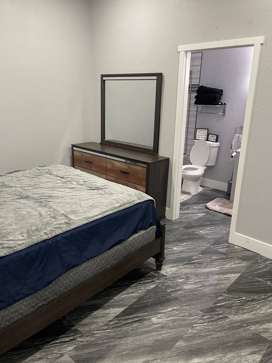 Furnished Finder property 630260_1 photo 6