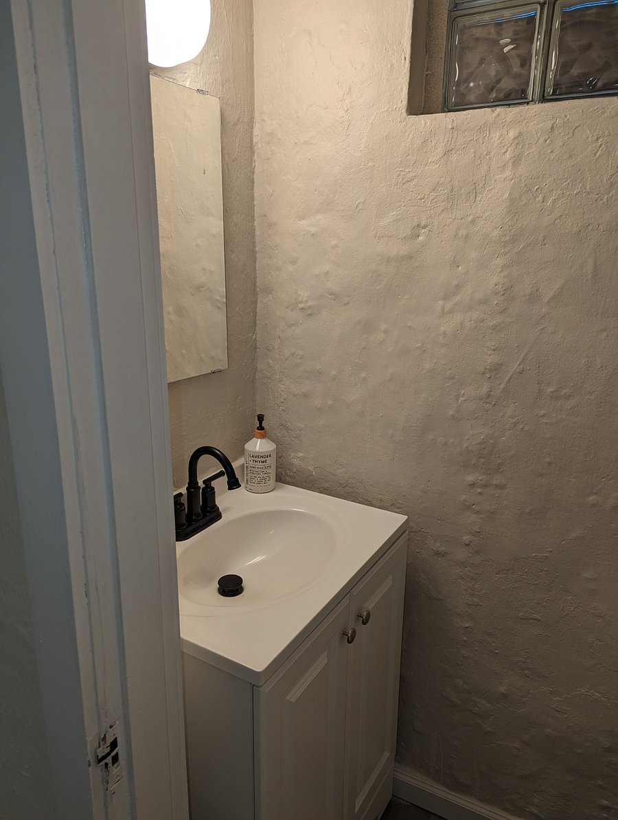 Furnished Finder property 630400_1 photo 9