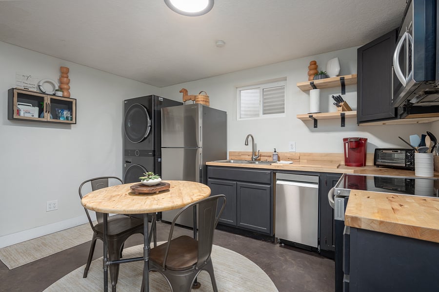 Furnished Finder property 630452_1 photo 4
