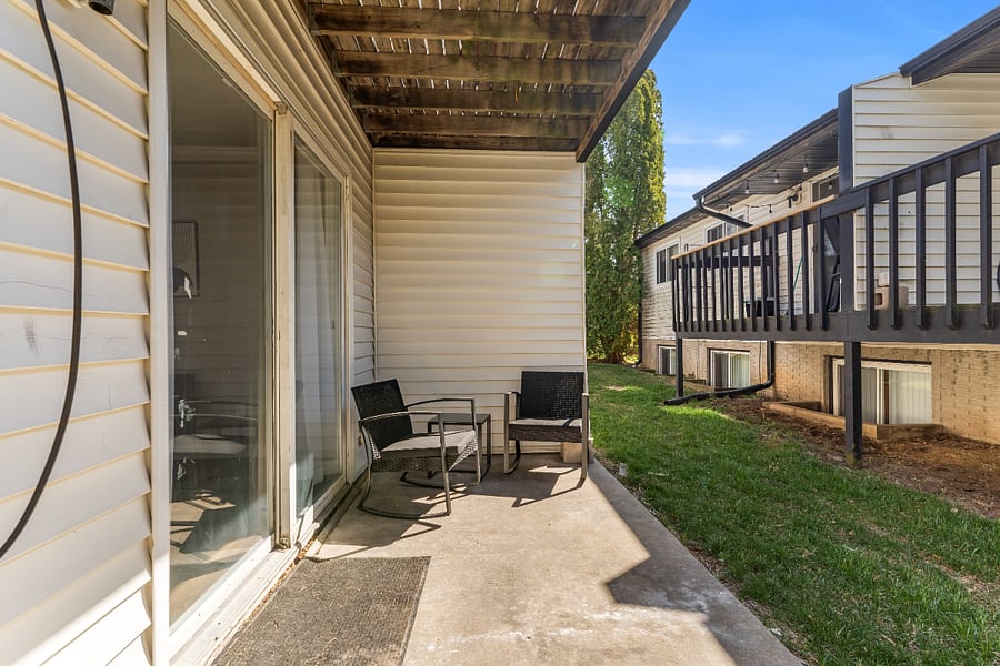 Furnished Finder property 630520_1 photo 17
