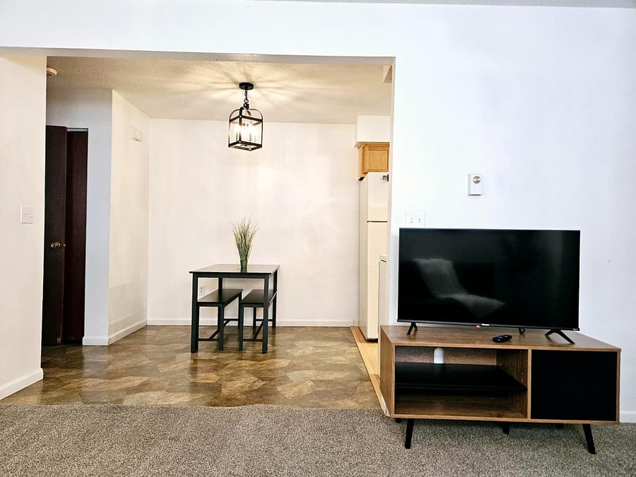 Furnished Finder property 630669_1 photo 3