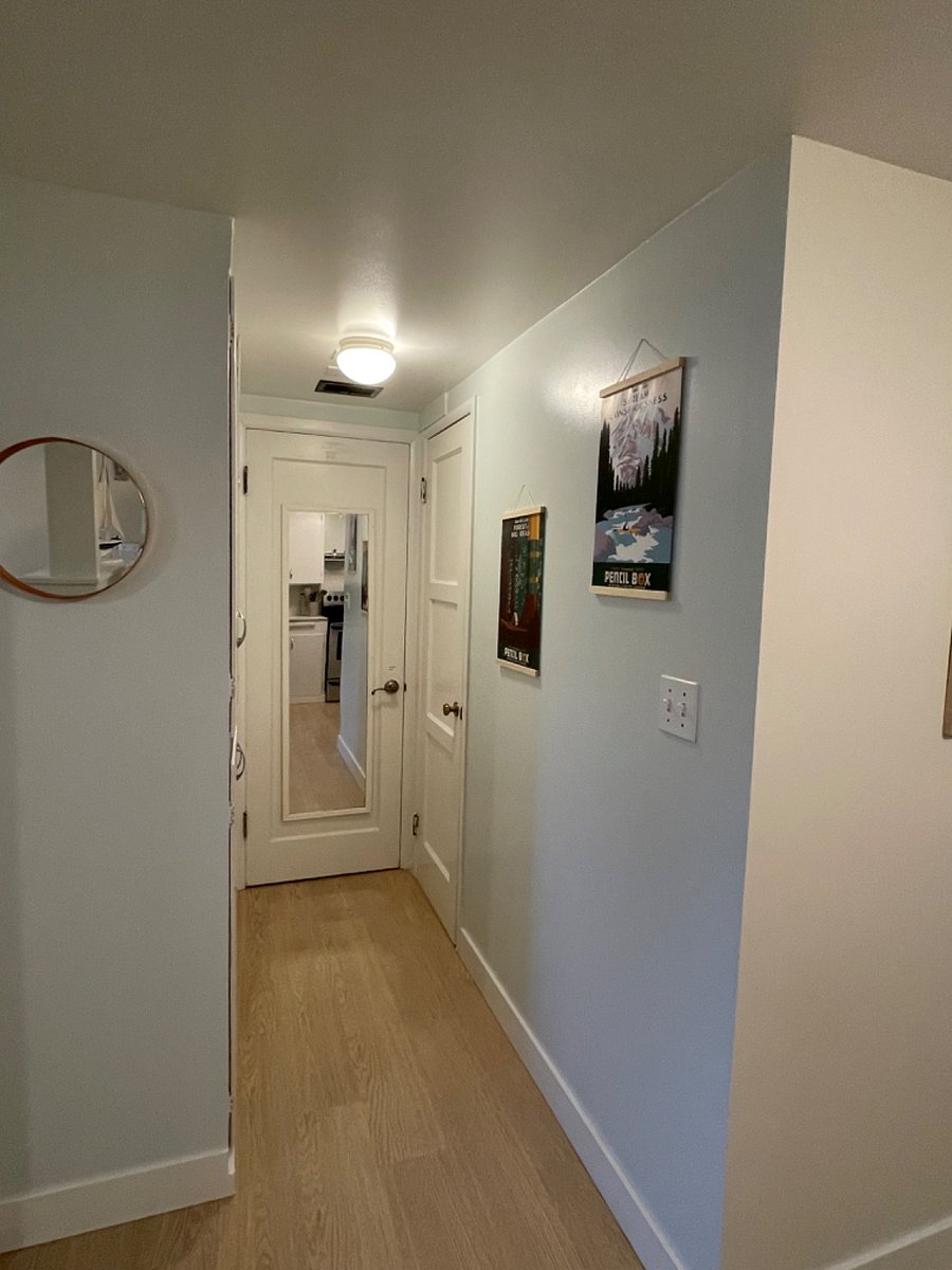 Interior door to laundry and bathroom