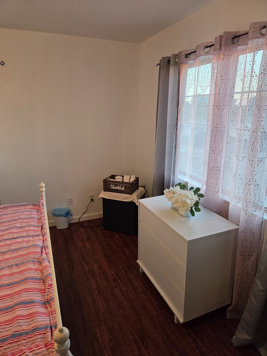 Furnished Finder property 630714_1 photo 3