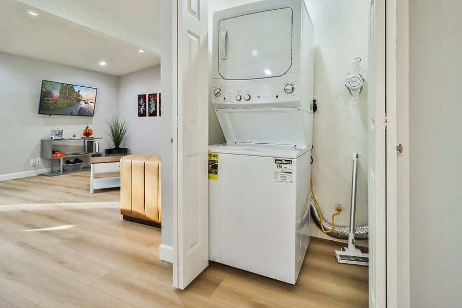 Furnished Finder property 630768_1 photo 33