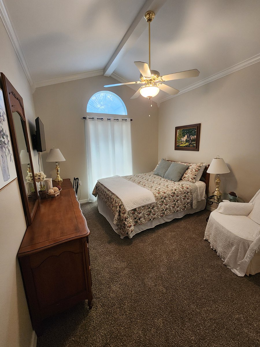 Furnished Finder property 630852_1 photo 15