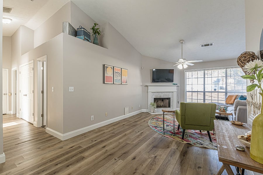 Furnished Finder property 630887_1 photo 3
