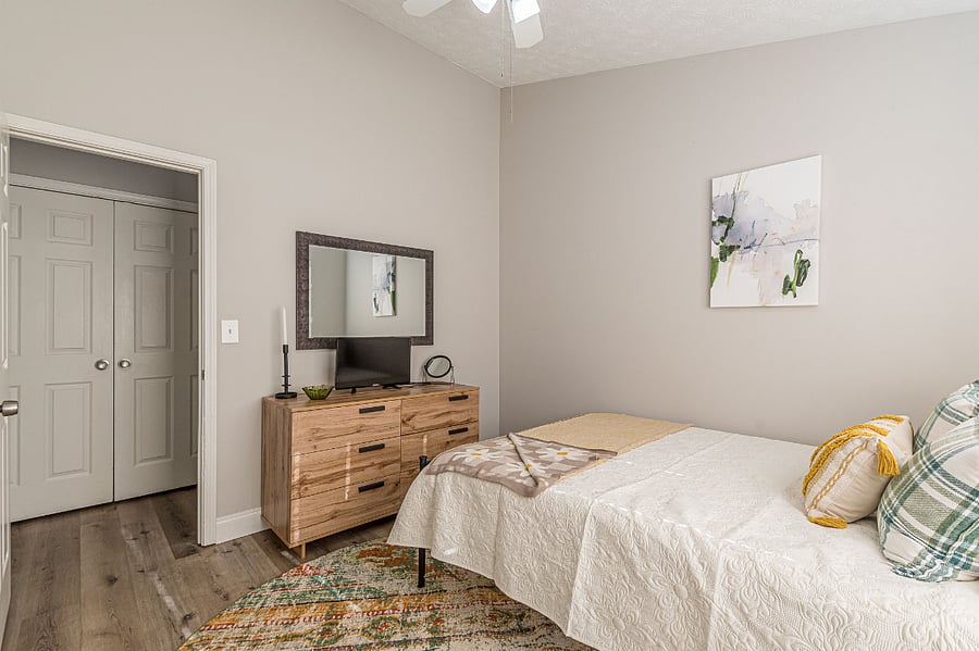 Furnished Finder property 630887_1 photo 8