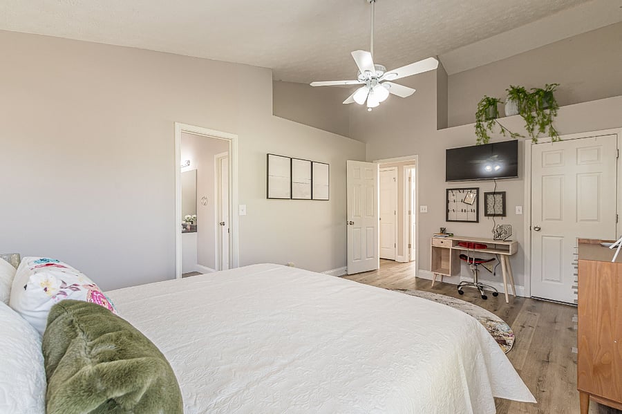 Furnished Finder property 630887_1 photo 11