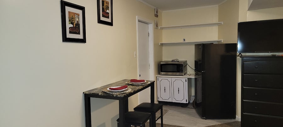 Furnished Finder property 630938_1 photo 3