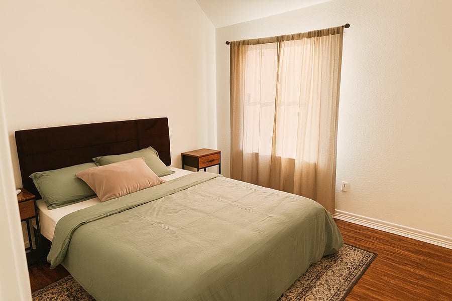 Furnished Finder property 631106_1 photo 11