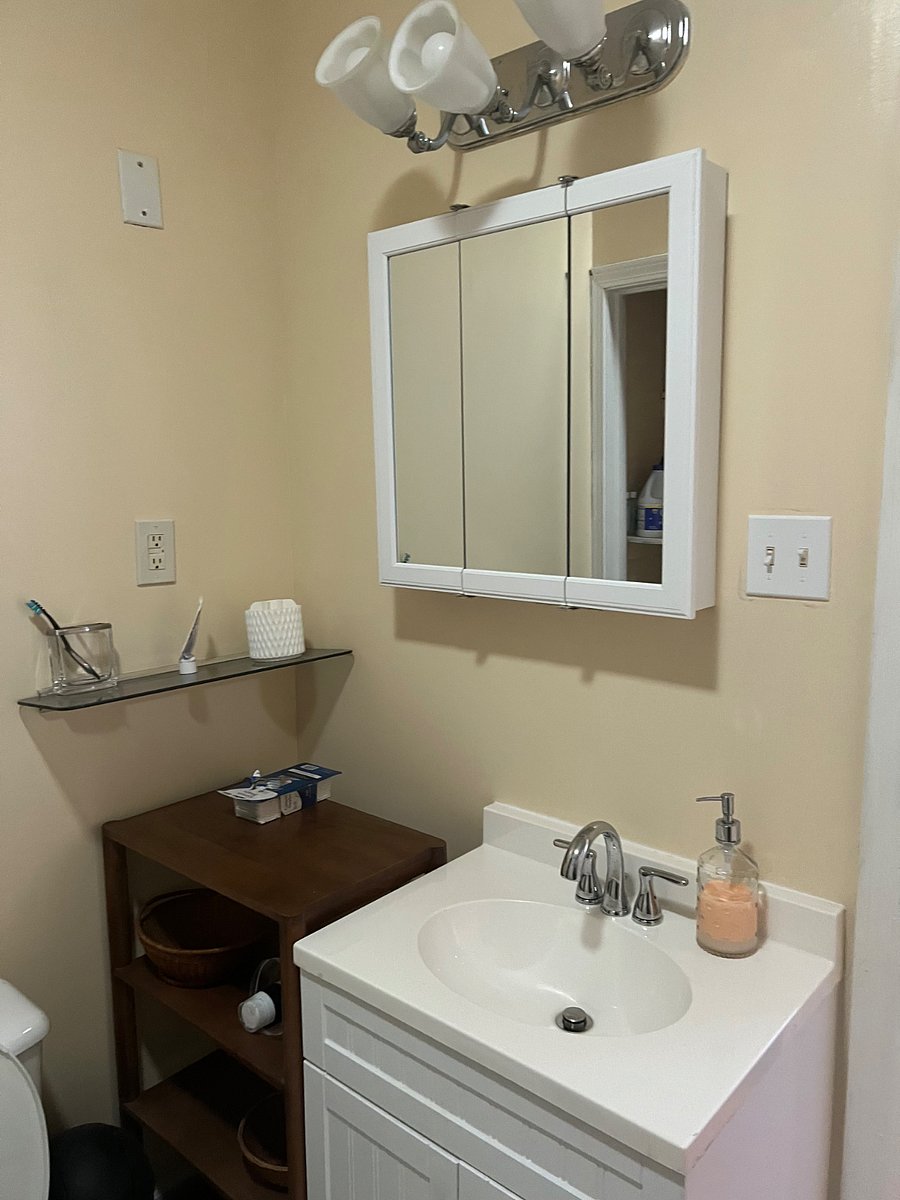 Furnished Finder property 631131_2 photo 17