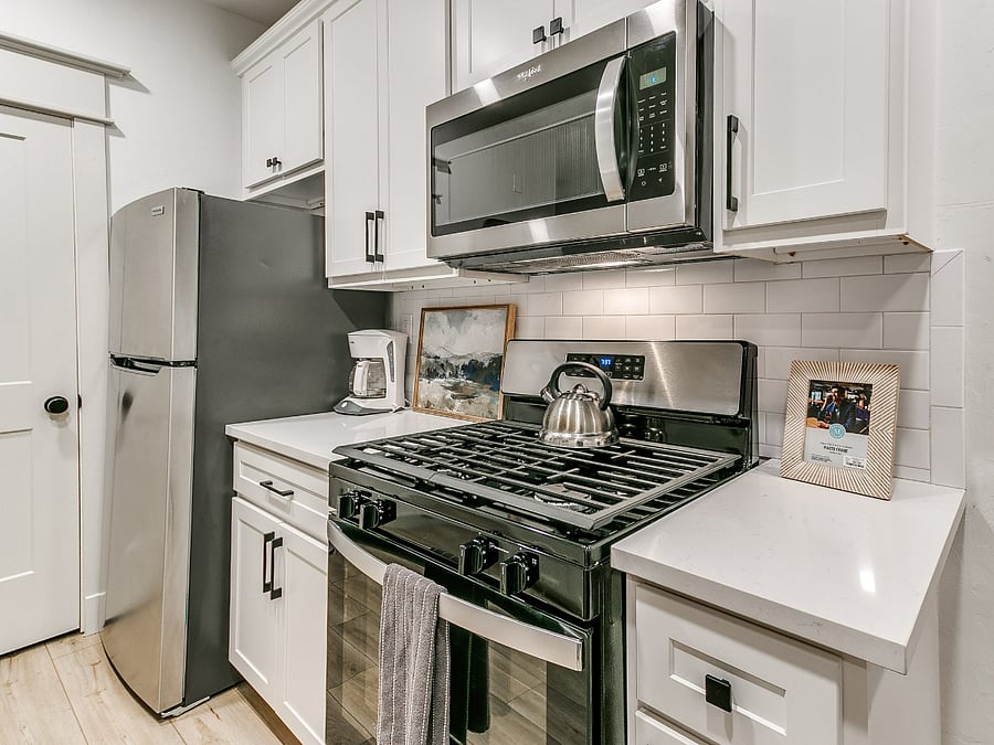 Furnished Finder property 631170_2 photo 6