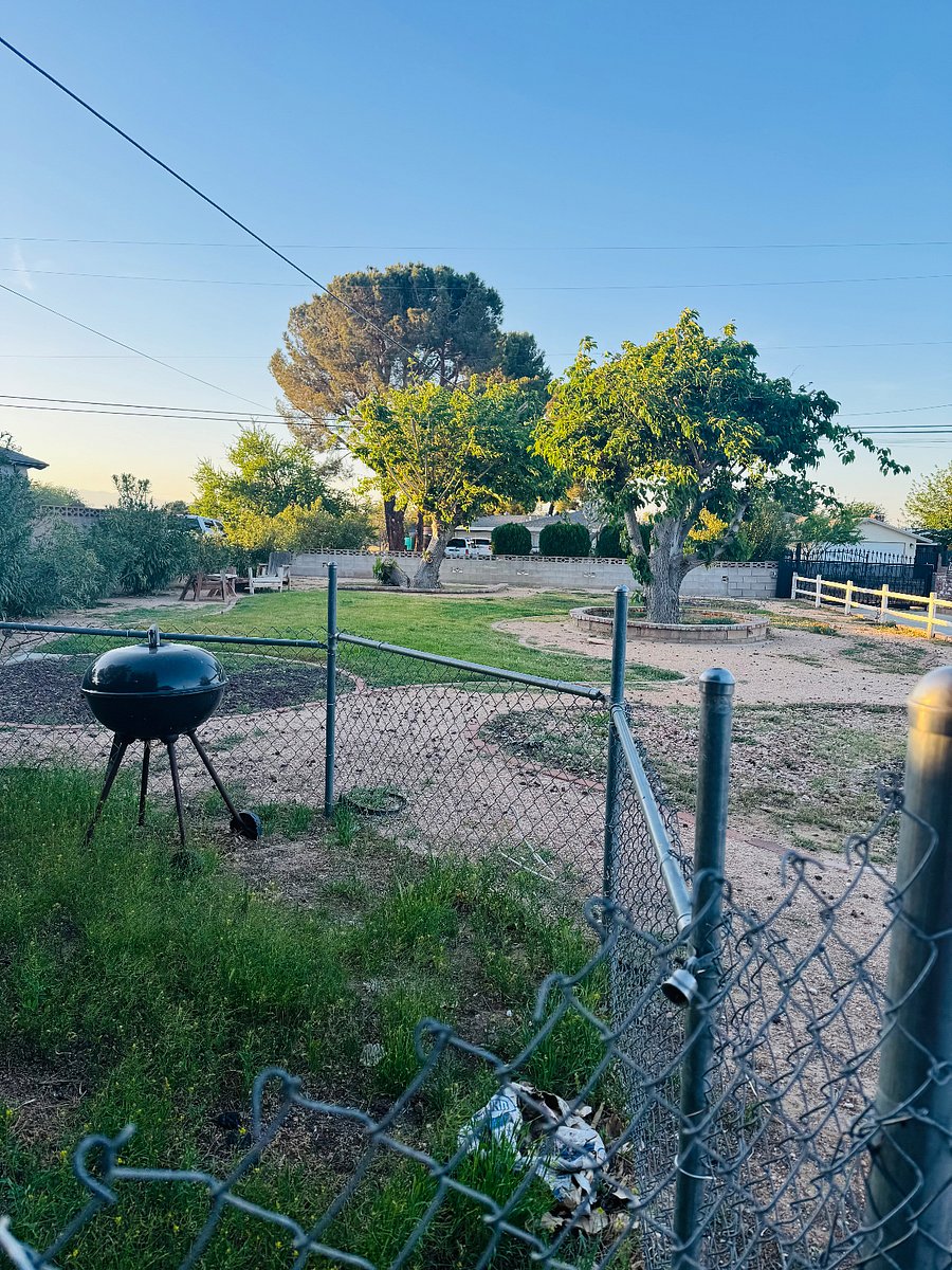 Fully gated large property 