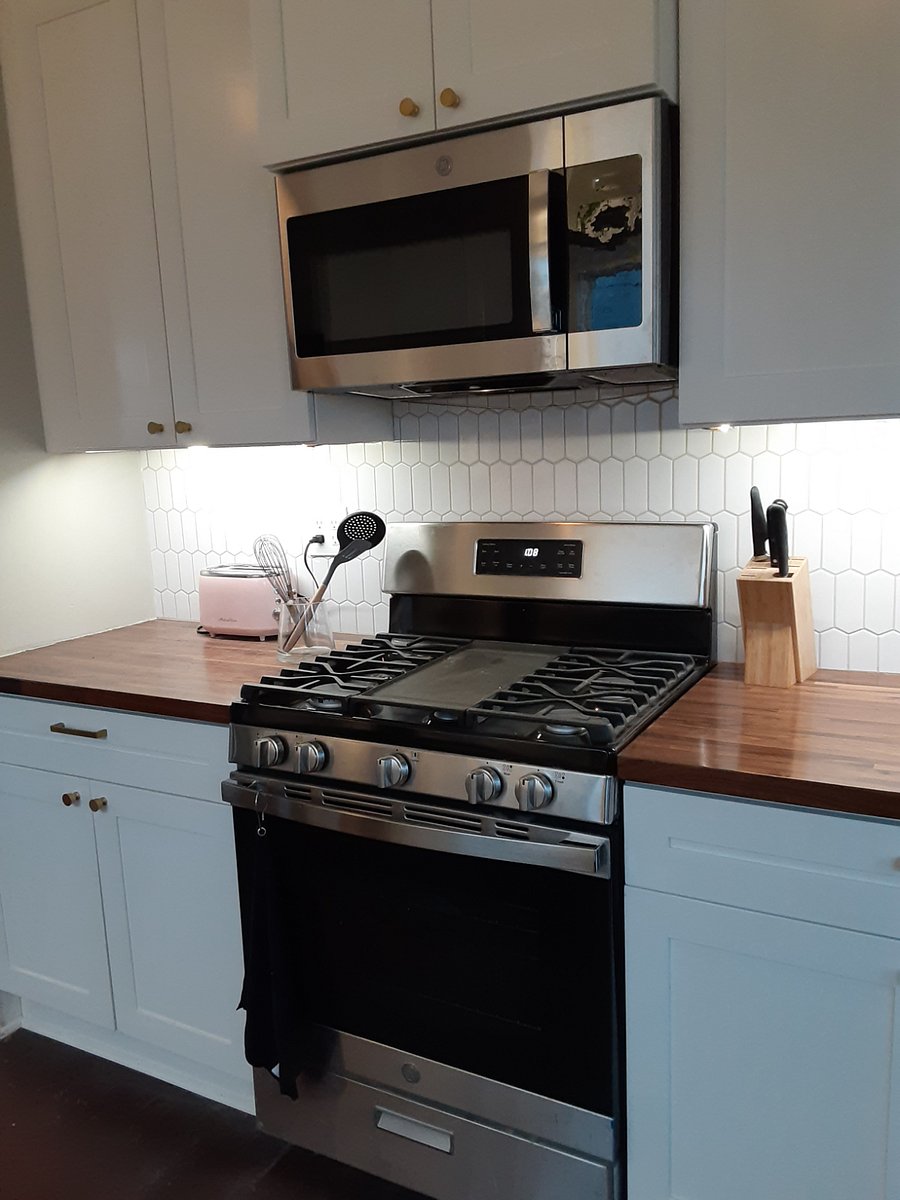 Gas stove