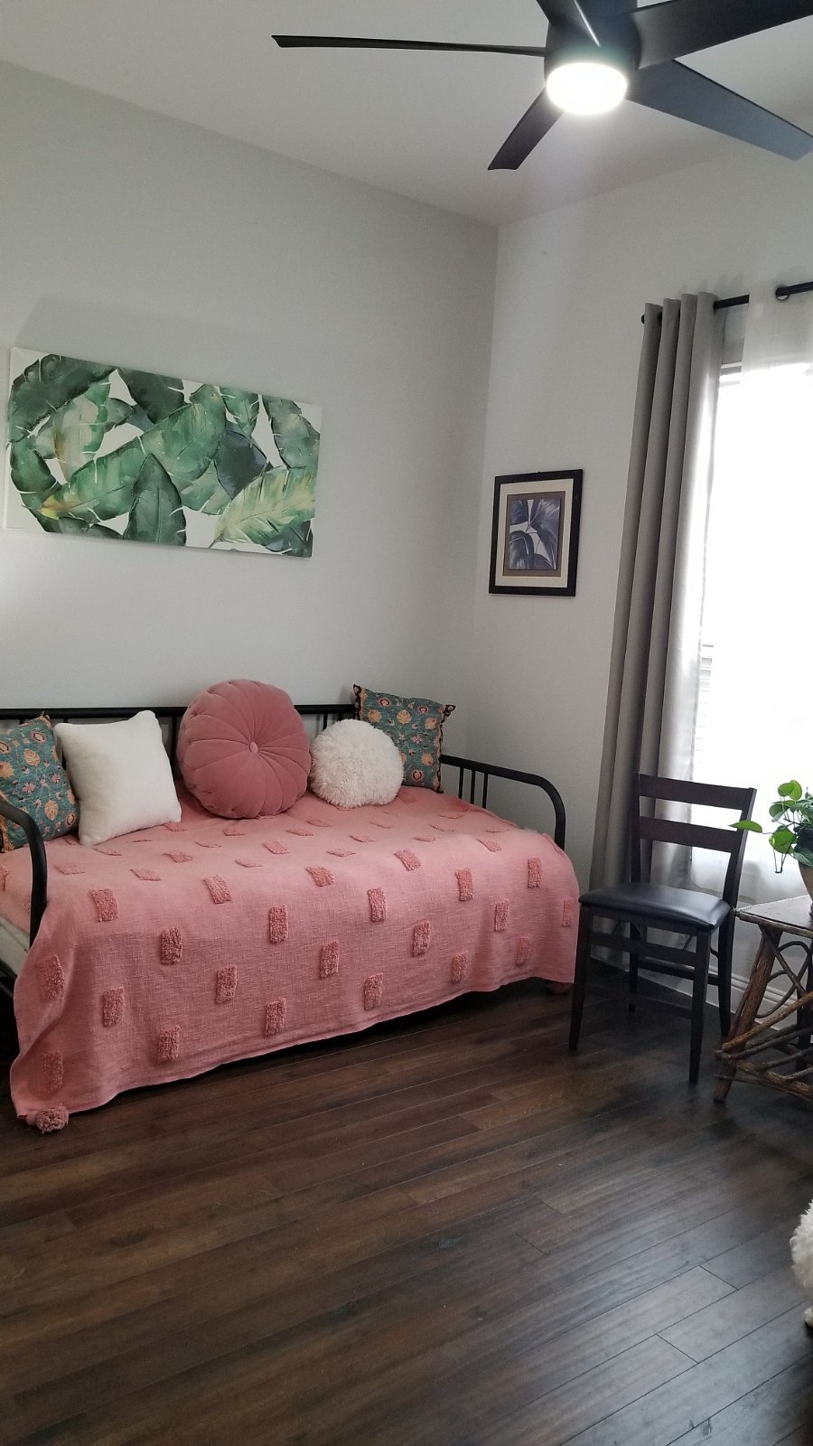 Ikea FYRESDAL daybed, which can be pulled out to create a double bed