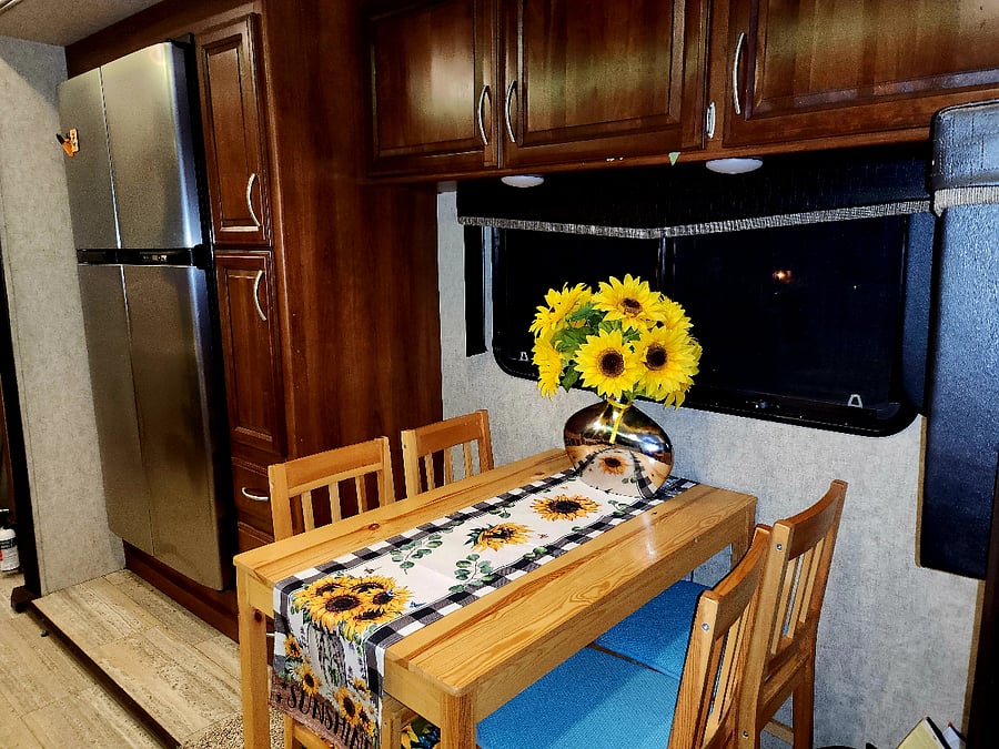 Furnished Finder property 631698_1 photo 4