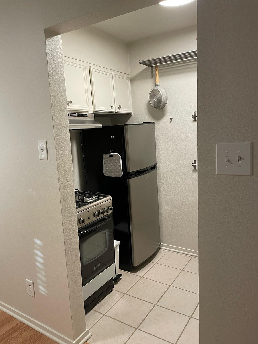 Gas stove / oven