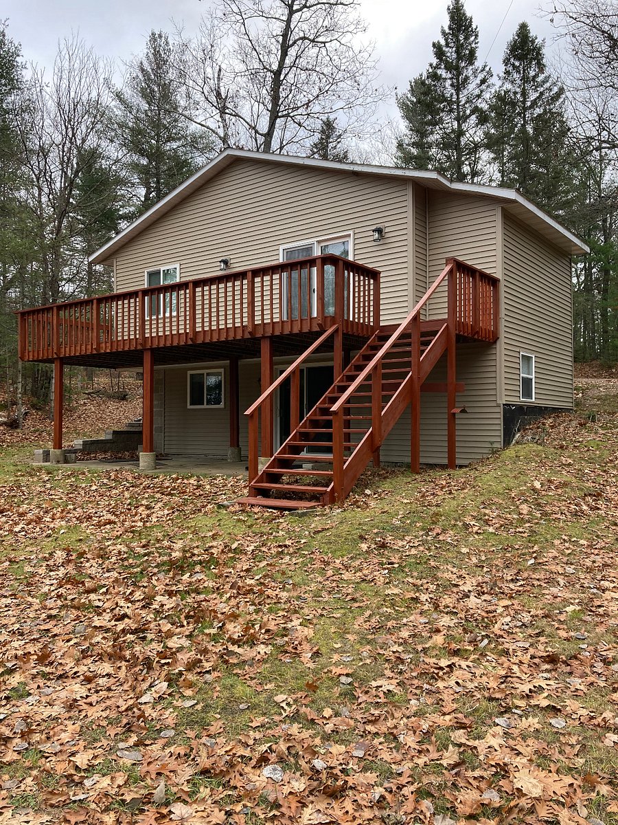 Minocqua area 3 bedroom home - Pet friendly - Lake access