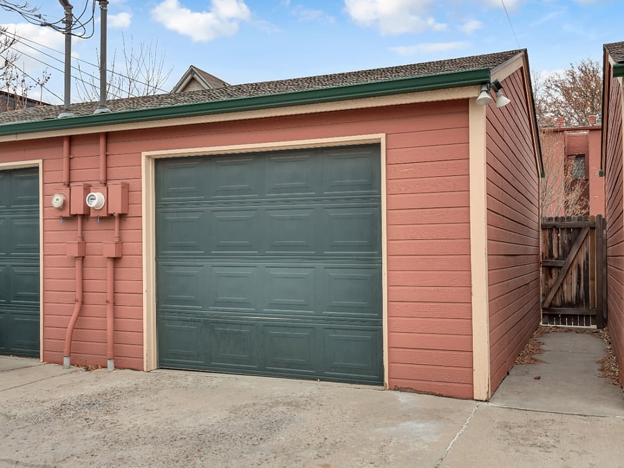 Private, single car garage plus an additional parking space. Access through the gate to the back yard as well.