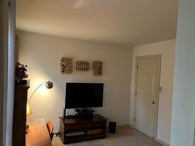Private Sitting Room View 3