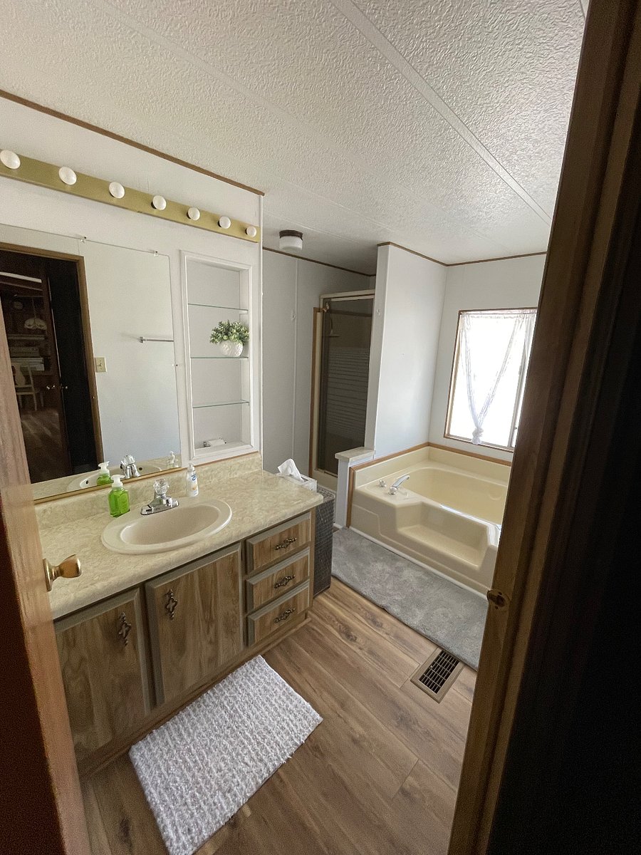 Furnished Finder property 631990_1 photo 25