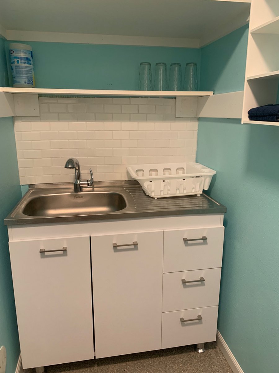 Small kitchenette