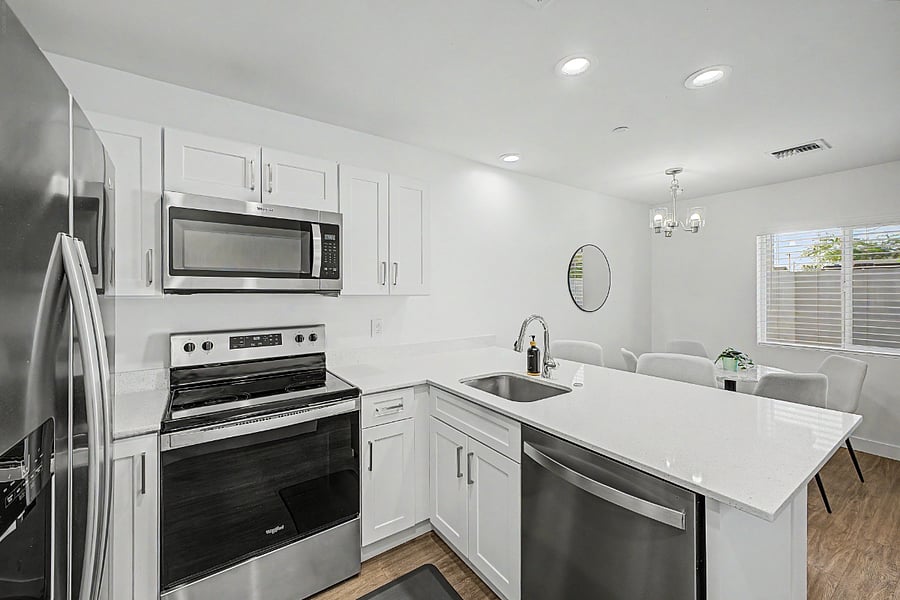 Furnished Finder property 632144_3 photo 9