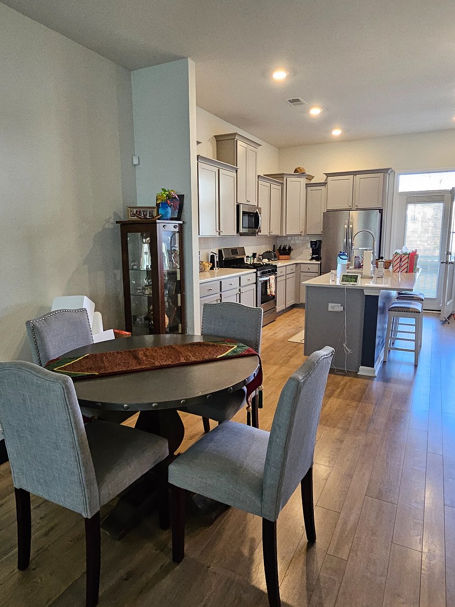 Furnished Finder property 632202_1 photo 4