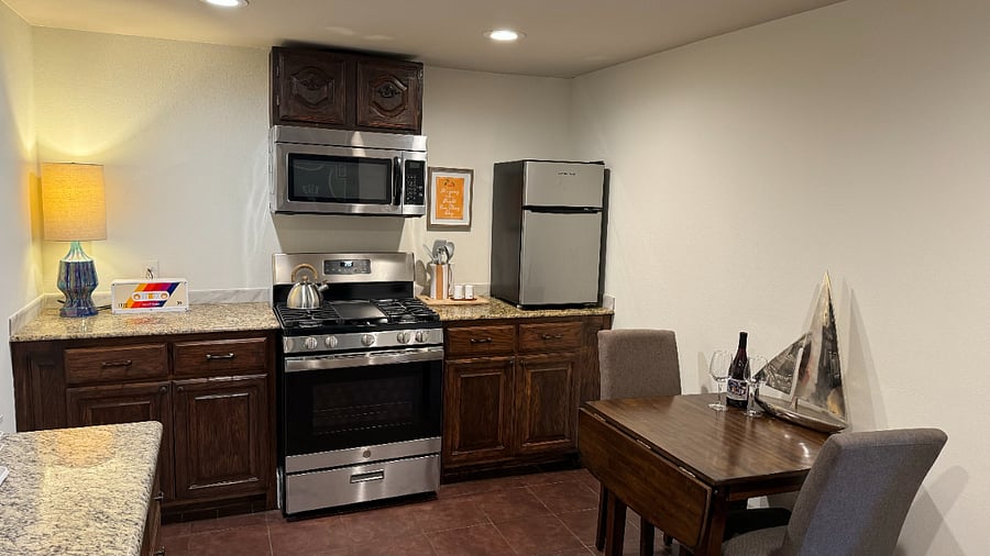 Furnished Finder property 632291_1 photo 4