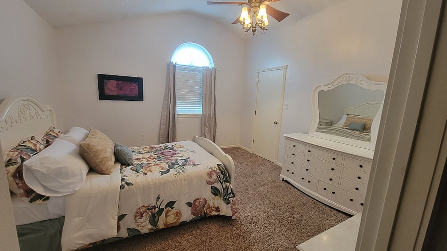 Furnished Finder property 632308_1 photo 33