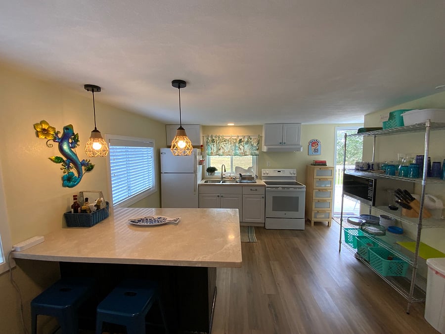 Kitchen breakfast area with island