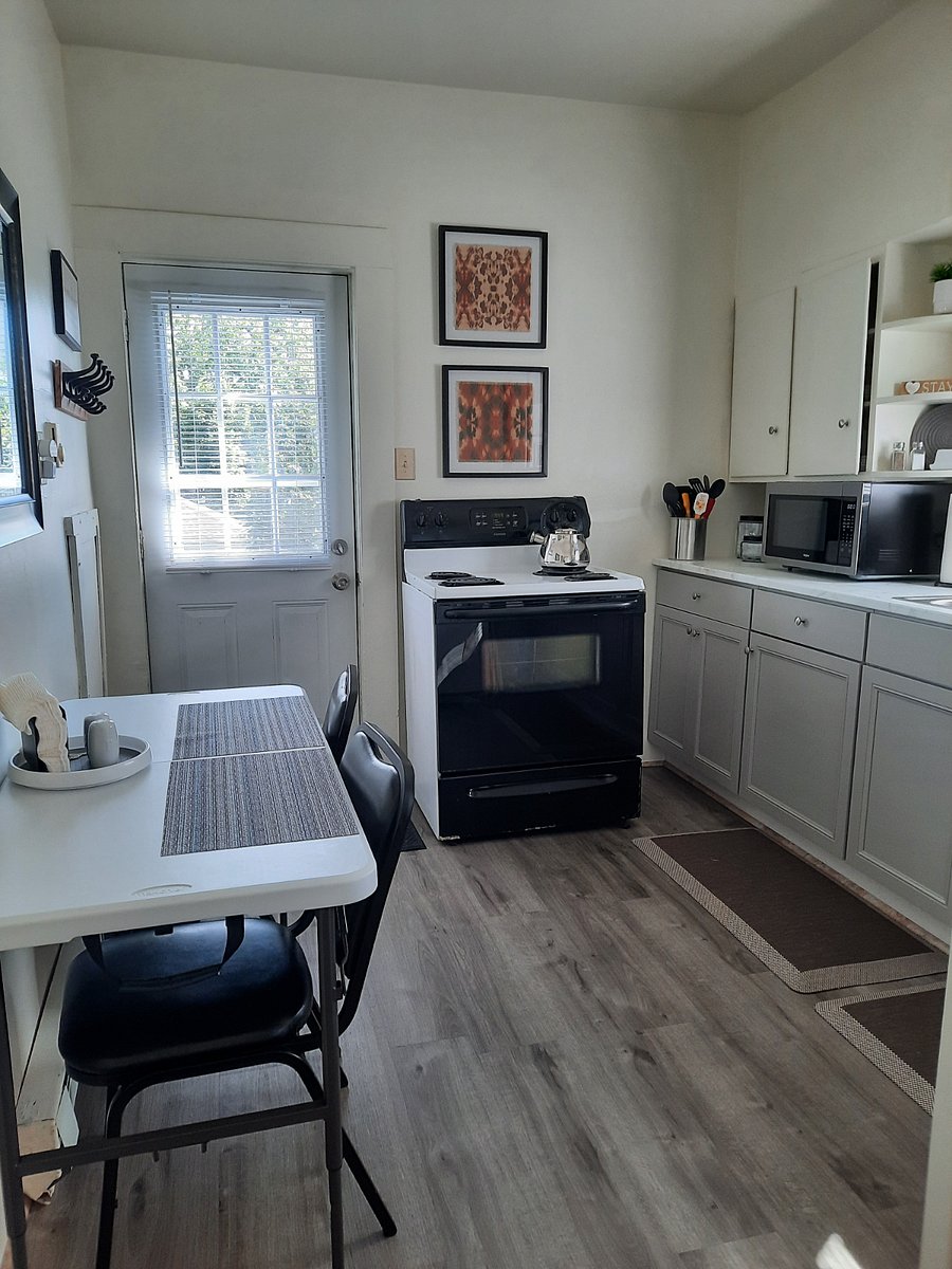 Furnished Finder property 632498_1 photo 4