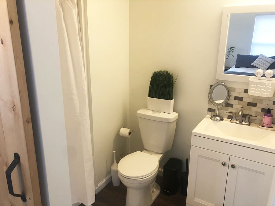 bathroom with walk in shower