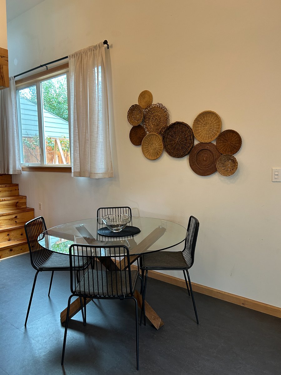 Furnished Finder property 632581_1 photo 18