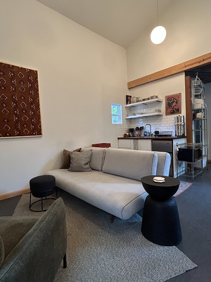 Furnished Finder property 632581_1 photo 26