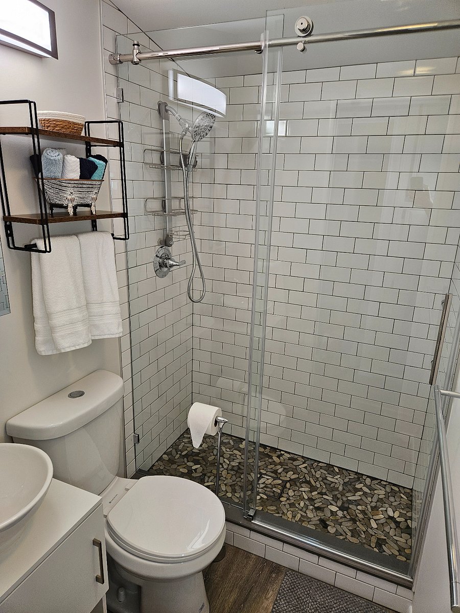 Furnished Finder property 632602_1 photo 39