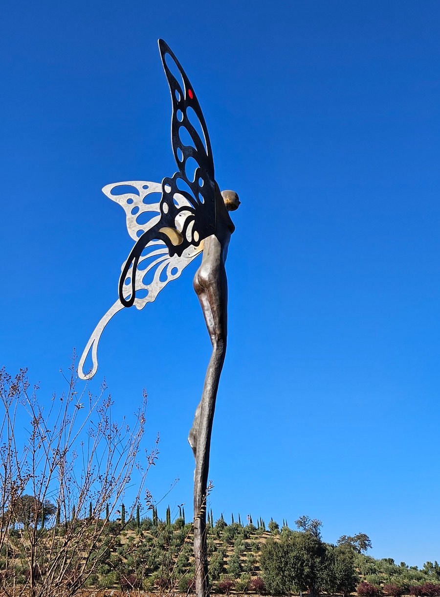 Sculpterra Winery and Sculpture Garden - The sculptures are awesome. There are a few on the winery. Come prepared to walk!
