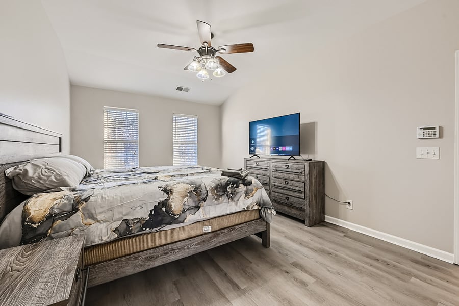 Furnished Finder property 632690_1 photo 14