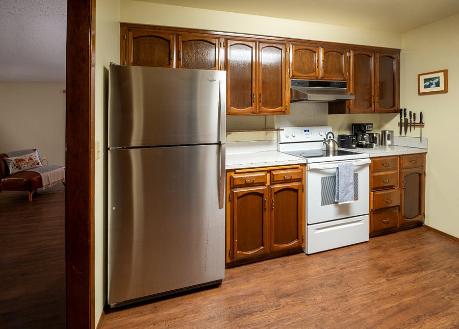 Kitchen, Electric Oven/Stove, Refrigerator/Freezer