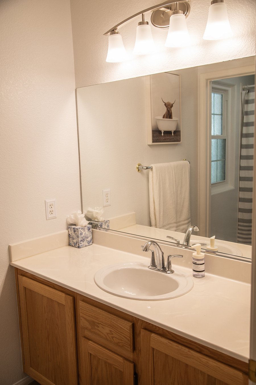 Spare bathroom #1 has a bathtub.  The tankless water heater never runs out of hot water!