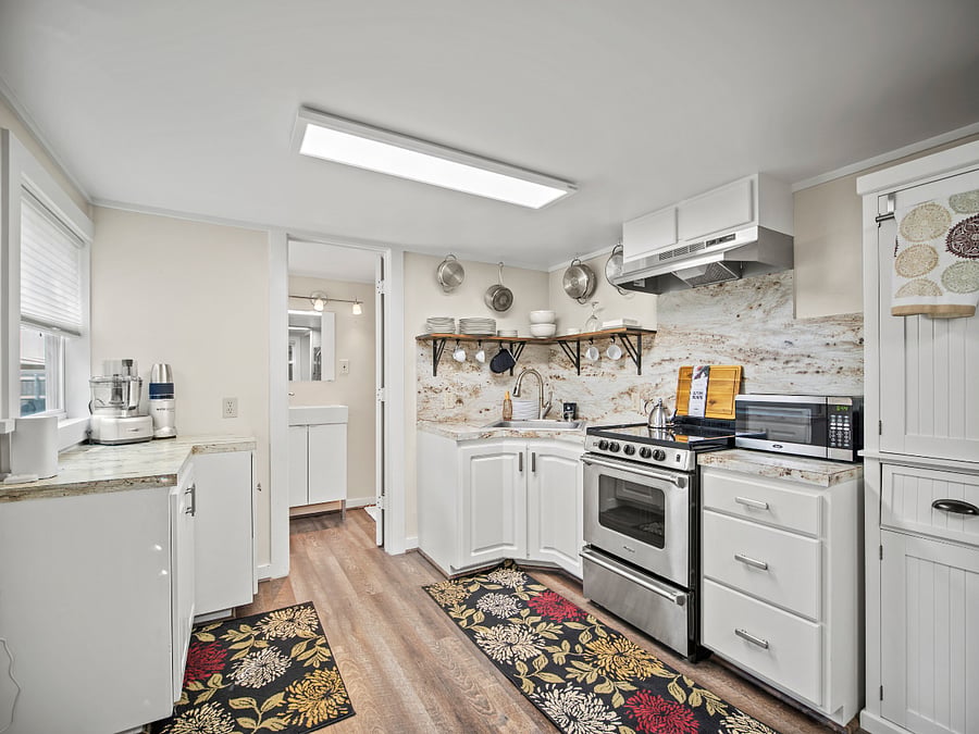 Furnished Finder property 632853_1 photo 3