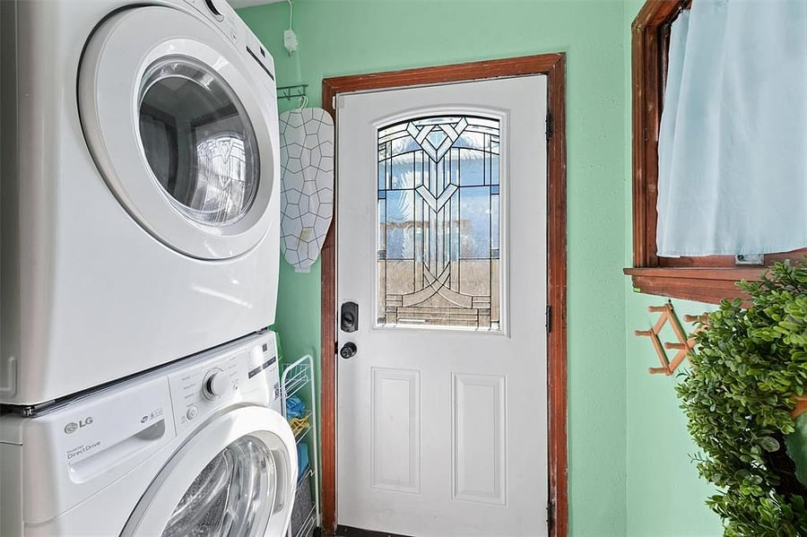 Full Laundry