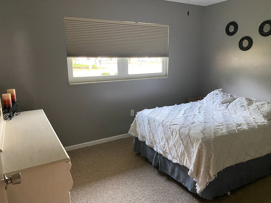 Bedroom #1 has 1 full bed