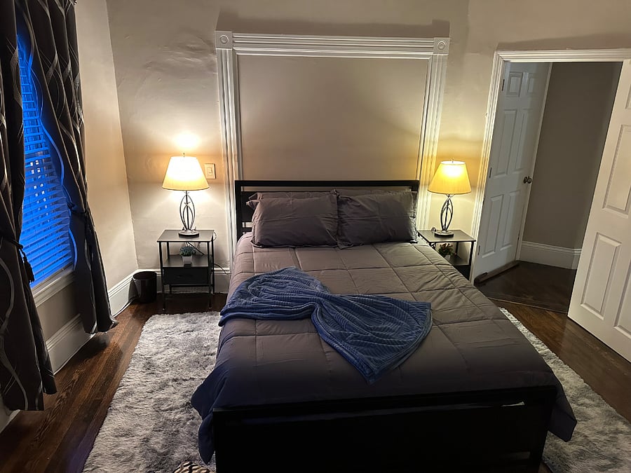 Queen Size Bed Bedroom