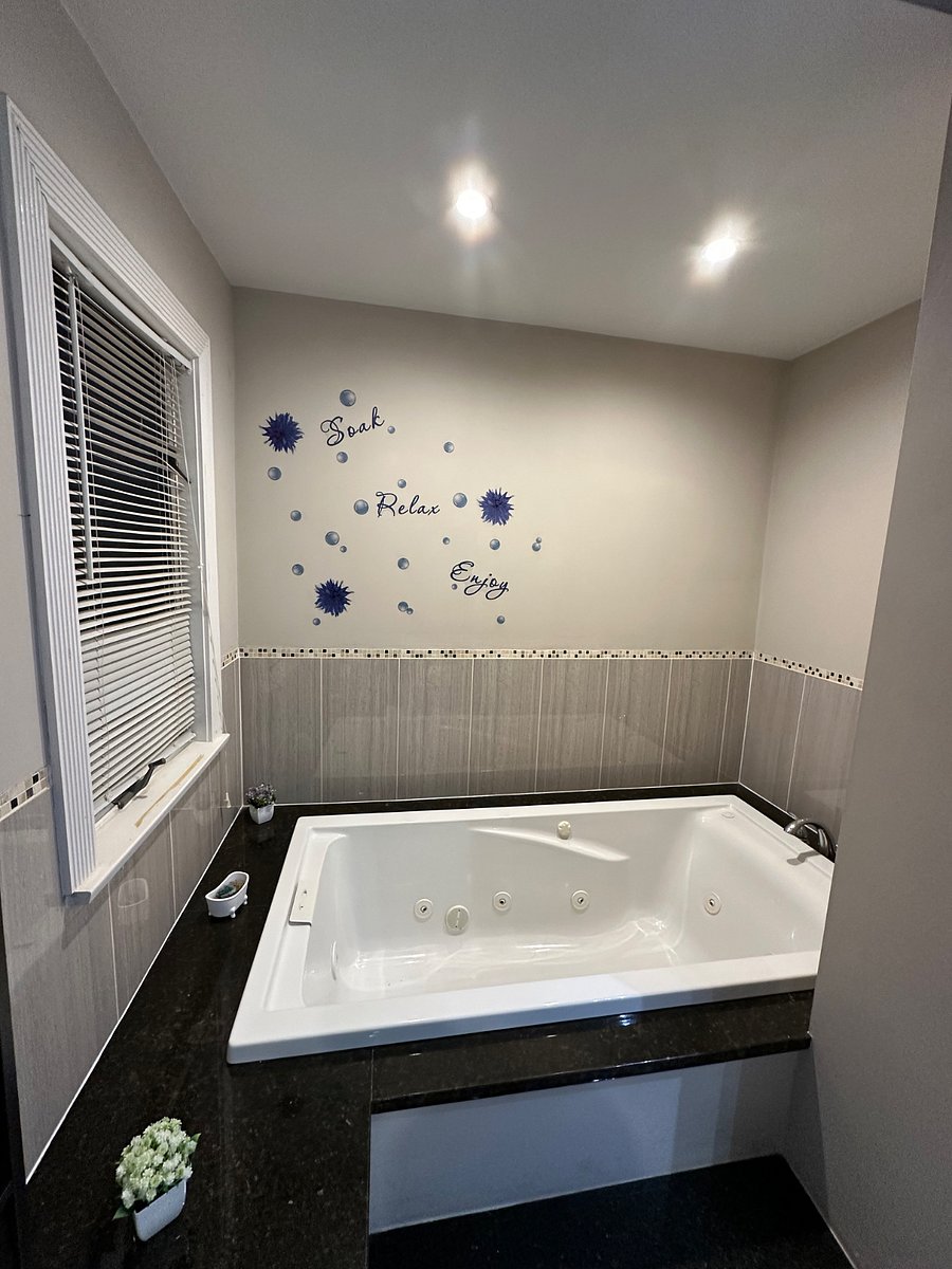Bath Tub