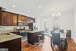Furnished Finder property 632985_2 photo 4