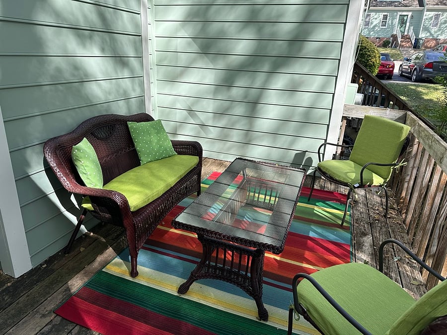 back deck that overlooks back yard