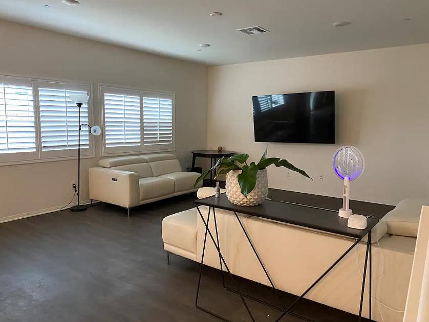 Furnished Finder property 633121_2 photo 10