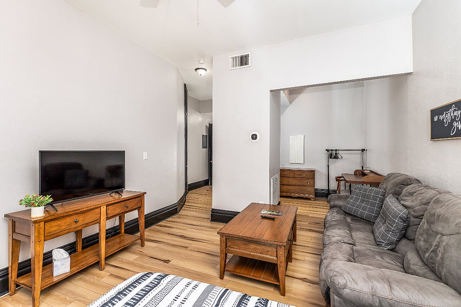 Furnished Finder property 633127_1 photo 2